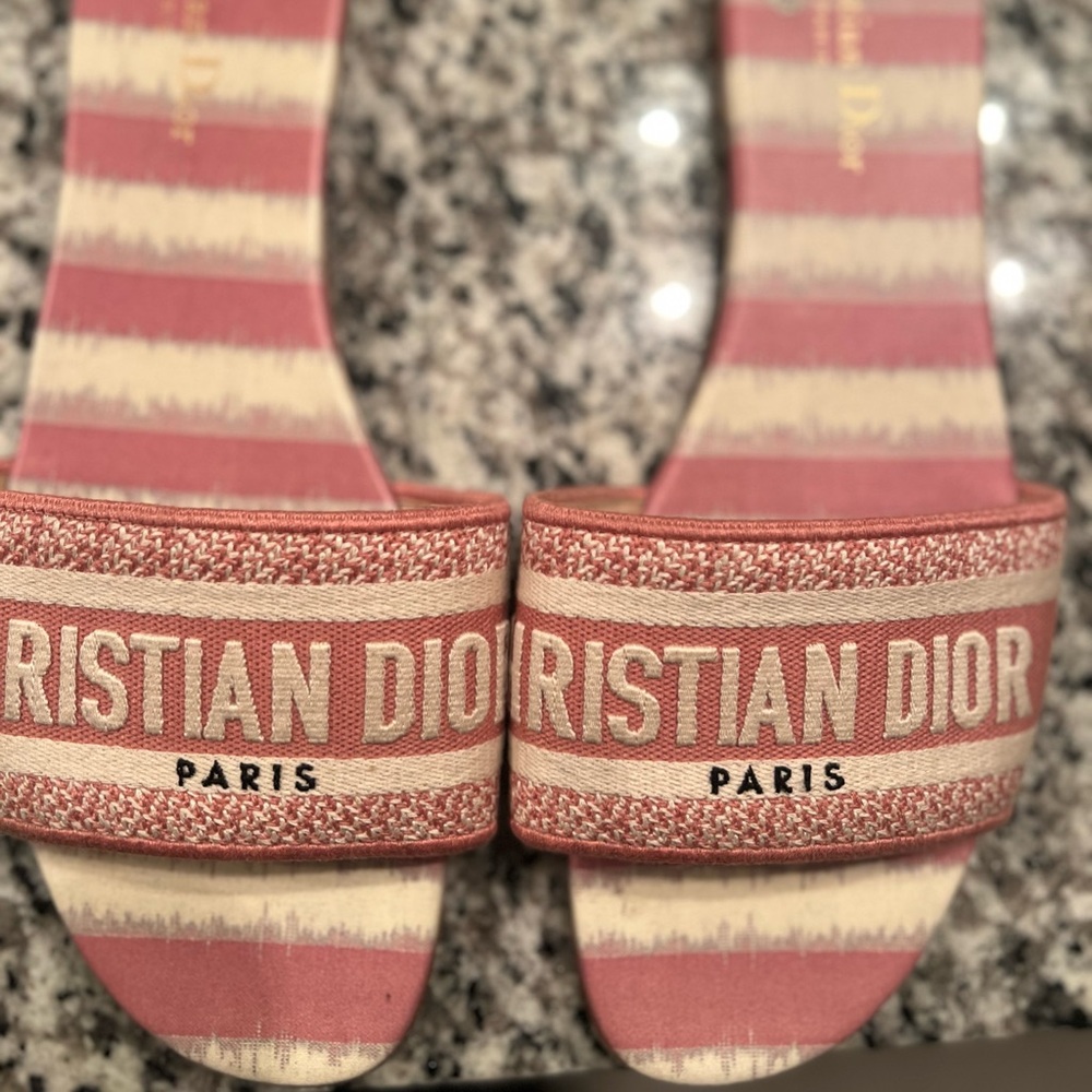 Dior Dway pink sandals size 42, great condition
